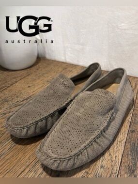 UGG Taupe Perforated Leather Driving Loafers – Size 9.5